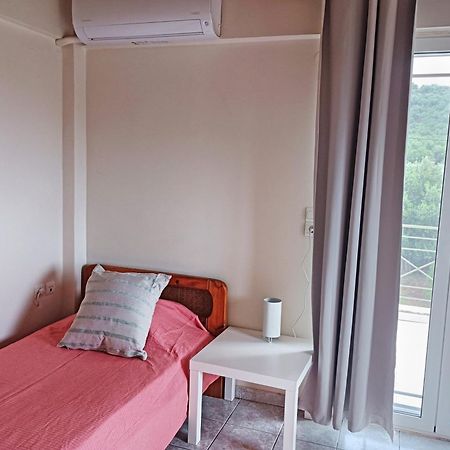 Zoi'S Hοuse.Vacation Home In Mani Near Vathi Beach المظهر الخارجي الصورة