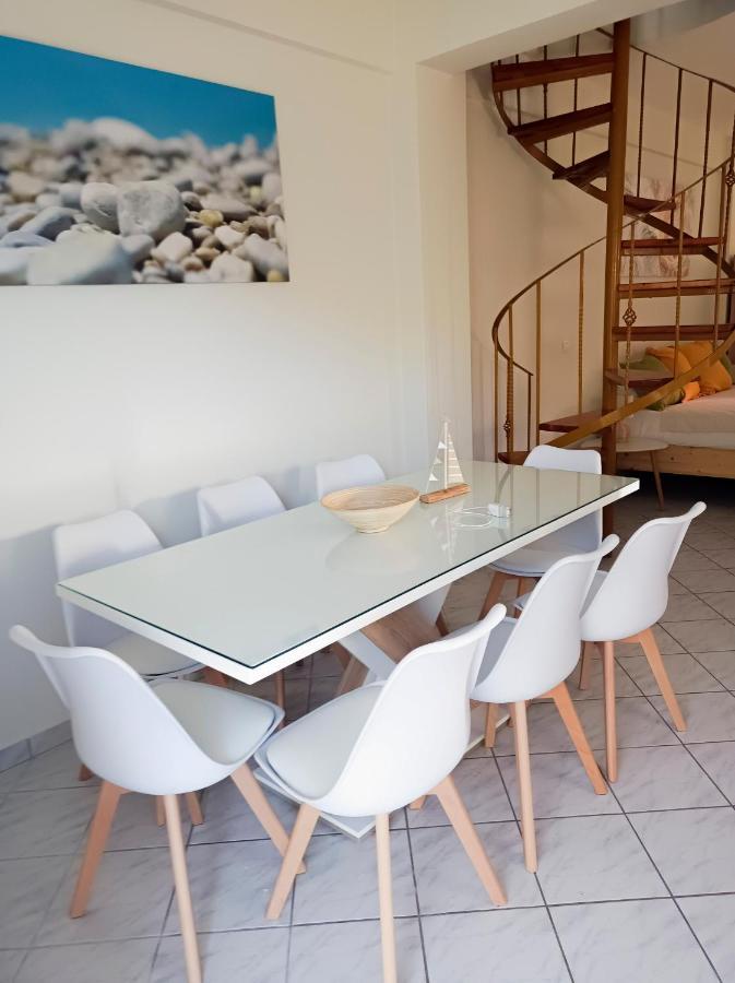 Zoi'S Hοuse.Vacation Home In Mani Near Vathi Beach المظهر الخارجي الصورة