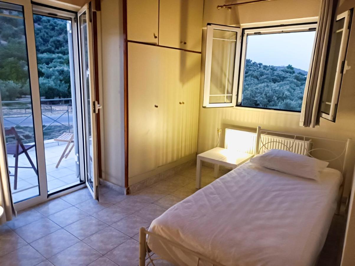 Zoi'S Hοuse.Vacation Home In Mani Near Vathi Beach المظهر الخارجي الصورة